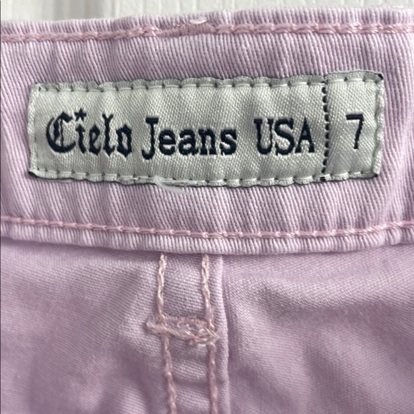 Pink Cielo Skinny Jeans, Five Pocket Style, Size 7 - Picture 2 of 8